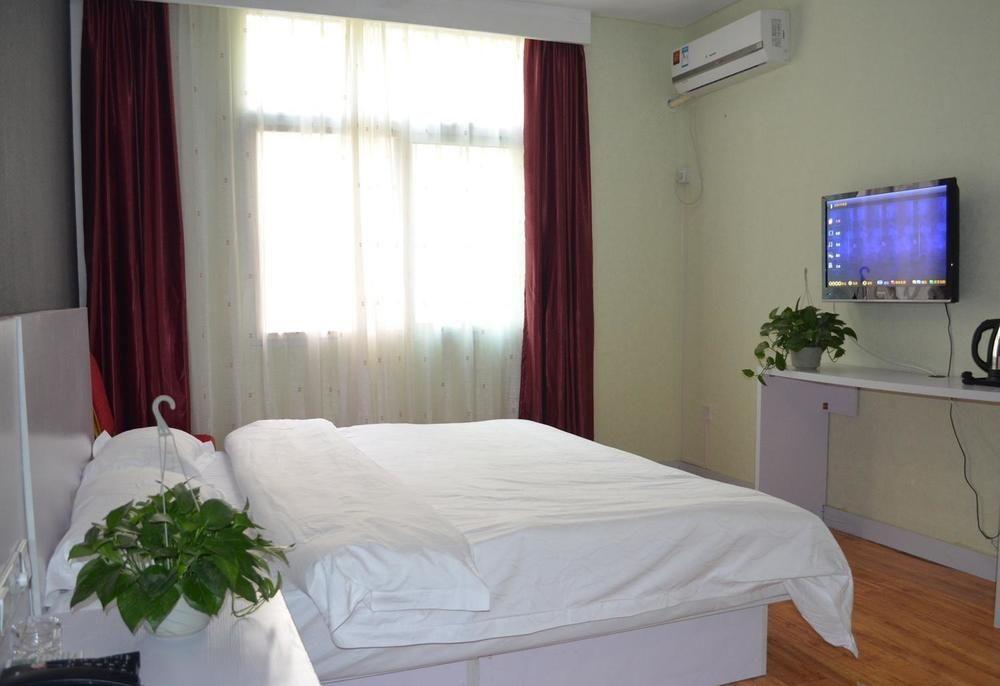 Xi'An Hometown Runtu Business Hotel 外观 照片